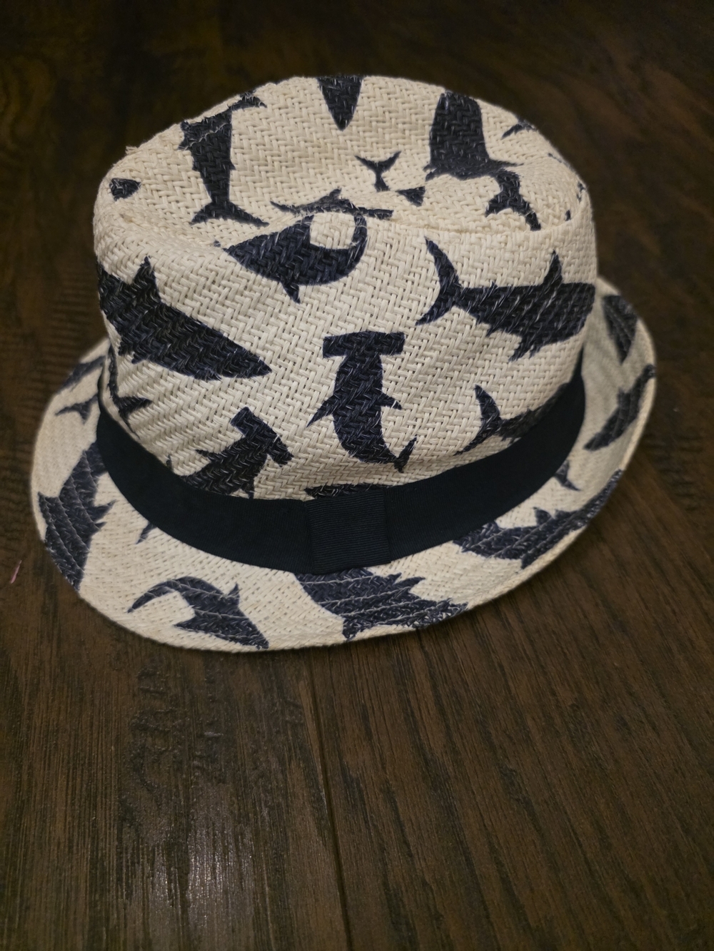 H&M Navy Shark Print Straw Bucket Hat - Cream